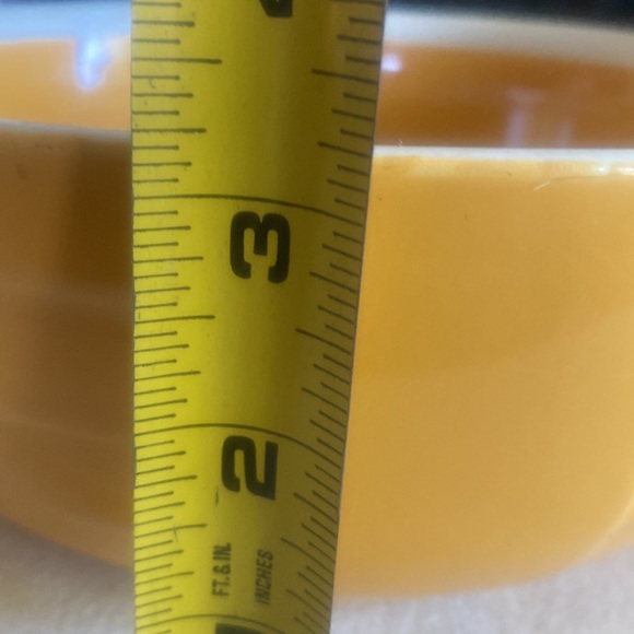 Vintage Hotpoint Refrigerator mustard yellow Art Deco design 9” serving bowl - Picture 7 of 9